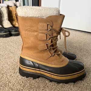 Sorel Caribou Boots in Tan and Black
